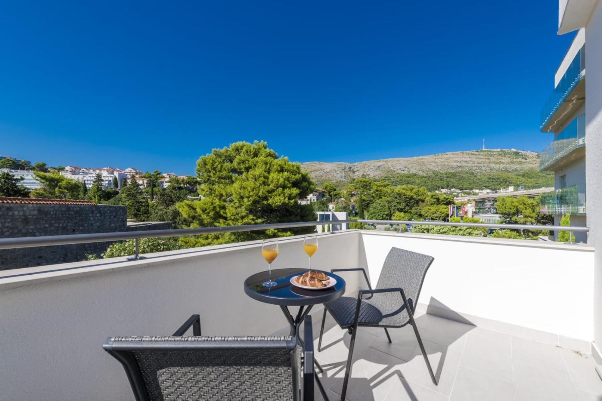דוברובניק Apartment & Rooms Primi With Free Parking מראה חיצוני תמונה