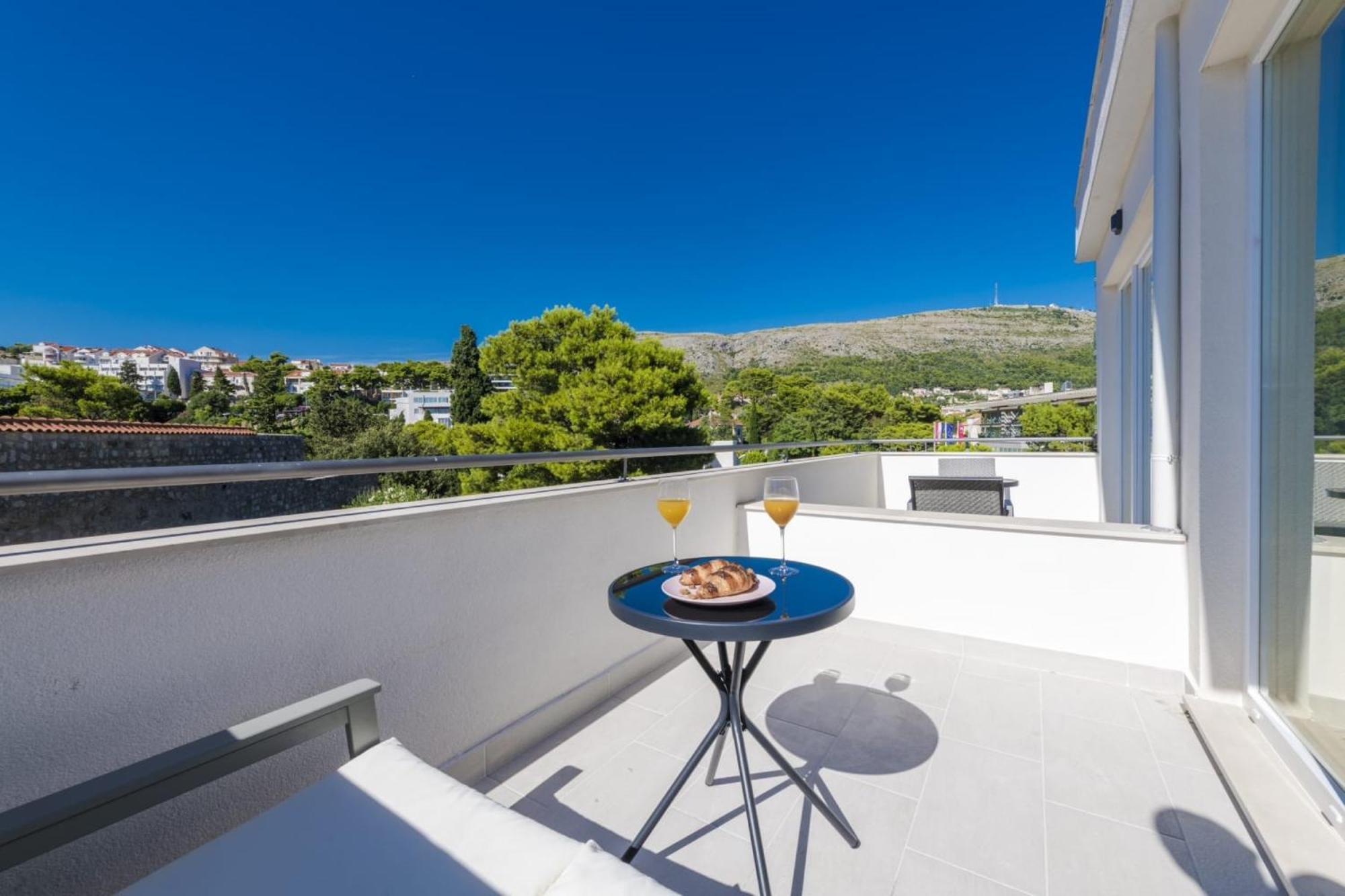דוברובניק Apartment & Rooms Primi With Free Parking מראה חיצוני תמונה